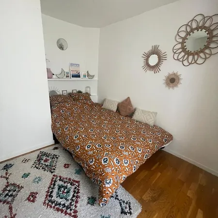 Гостевой дом Impasse Des Souhaits - Ci - Maison De Charme Pour 4 Au Coeur Du 20eme